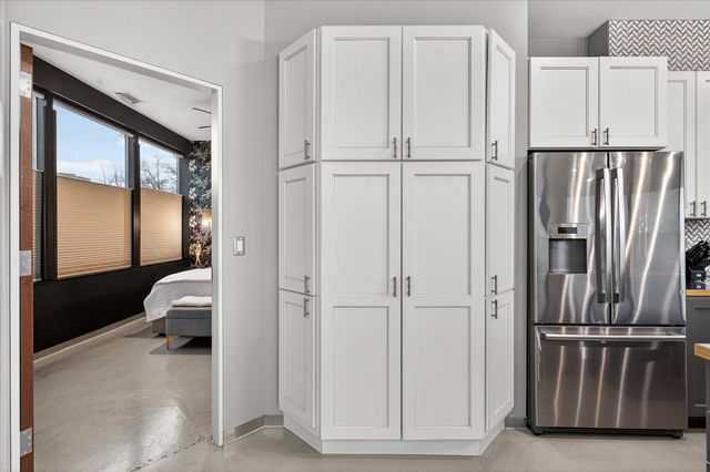 5601 Smetana Drive 213, Hopkins, MN 55343