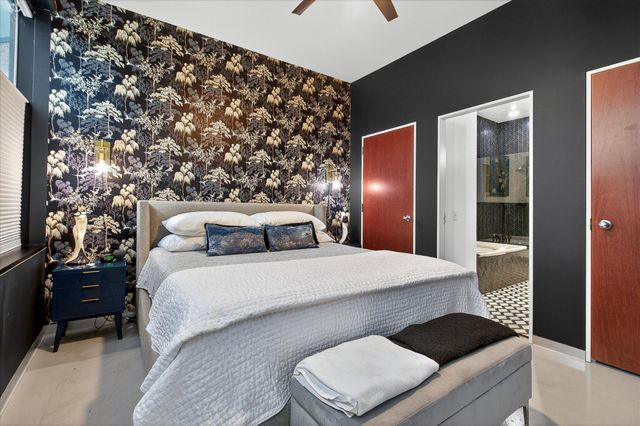 5601 Smetana Drive 213, Hopkins, MN 55343