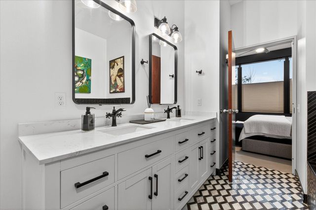 5601 Smetana Drive 213, Hopkins, MN 55343