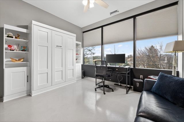 5601 Smetana Drive 213, Hopkins, MN 55343