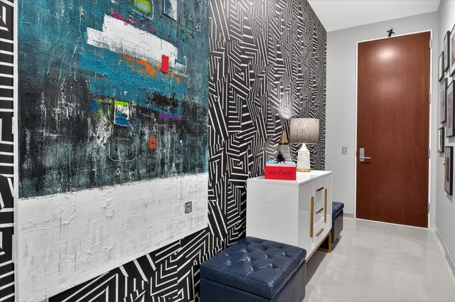 5601 Smetana Drive 213, Hopkins, MN 55343