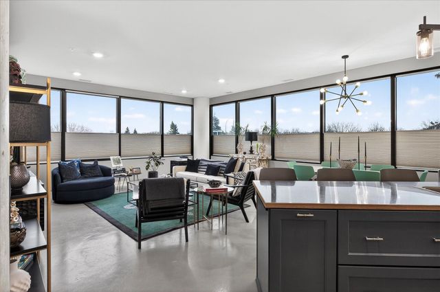 5601 Smetana Drive 213, Hopkins, MN 55343