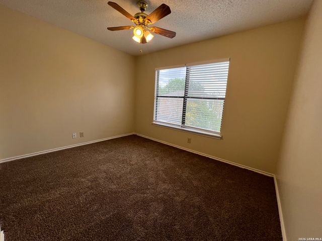 4922 Hilltop Field, San Antonio, TX 78240