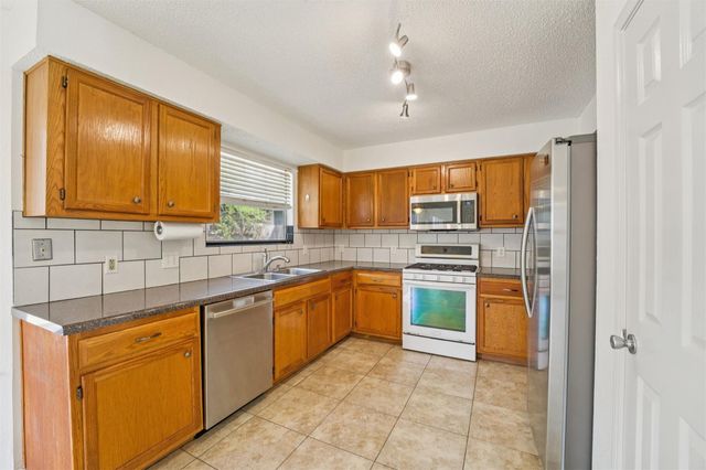 1407 Deer Ledge TRL, Cedar Park, TX 78613