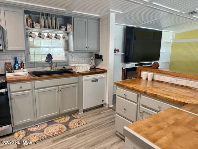 202 ASH Street, Interlachen, FL 32148