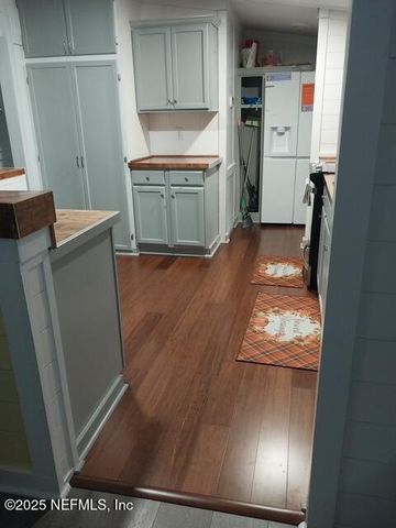 202 ASH Street, Interlachen, FL 32148