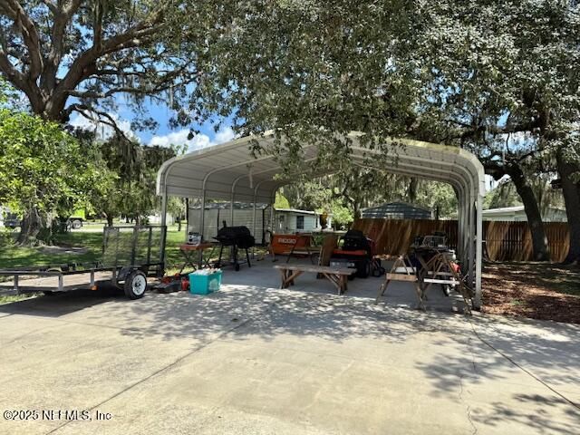 202 ASH Street, Interlachen, FL 32148