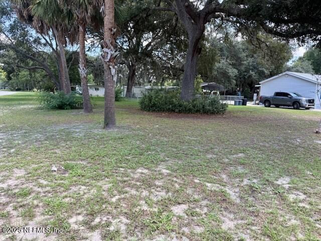 202 ASH Street, Interlachen, FL 32148