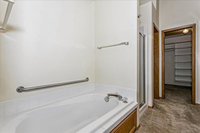 2373 N Lighthouse Cove St, Wichita, KS 67205