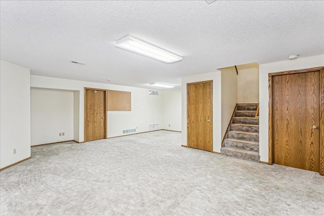 2373 N Lighthouse Cove St, Wichita, KS 67205