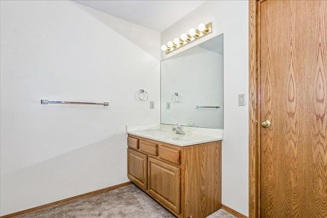 2373 N Lighthouse Cove St, Wichita, KS 67205