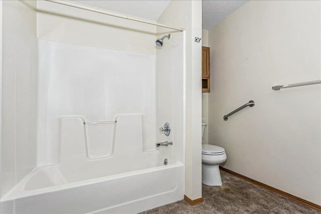 2373 N Lighthouse Cove St, Wichita, KS 67205