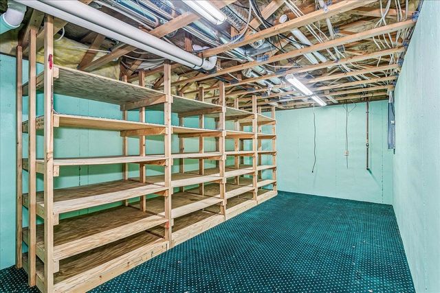 2373 N Lighthouse Cove St, Wichita, KS 67205