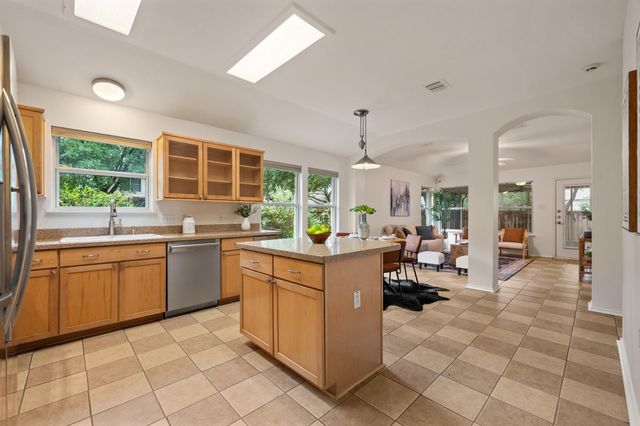 2931 Cohoba DR, Austin, TX 78748