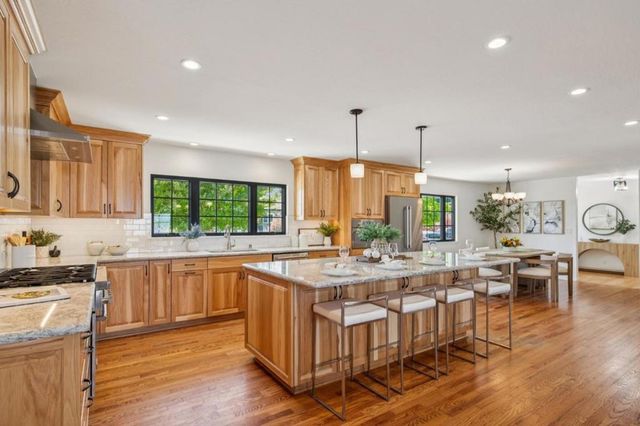 567 Sapphire Street, Redwood City, CA 94062