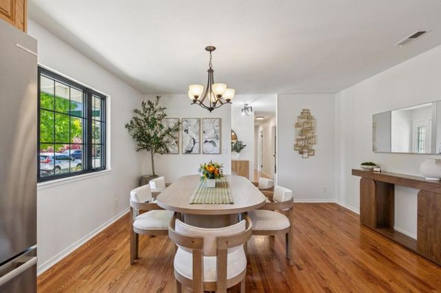 567 Sapphire Street, Redwood City, CA 94062