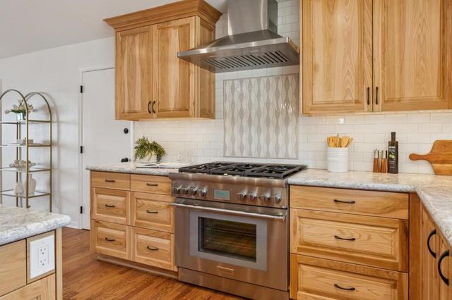 567 Sapphire Street, Redwood City, CA 94062