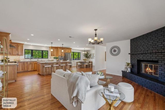567 Sapphire Street, Redwood City, CA 94062