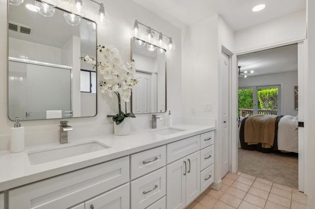 567 Sapphire Street, Redwood City, CA 94062