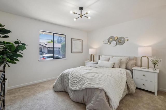 567 Sapphire Street, Redwood City, CA 94062
