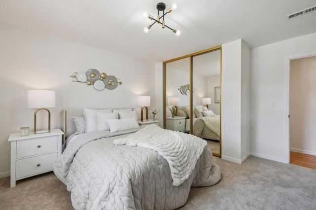 567 Sapphire Street, Redwood City, CA 94062