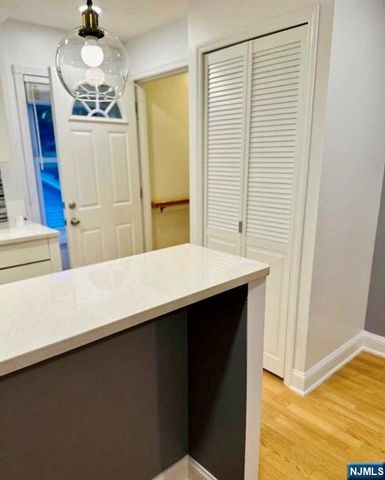 61 Hille Place 2, Ridgefield Park, NJ 07660
