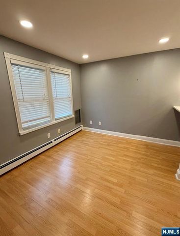 61 Hille Place 2, Ridgefield Park, NJ 07660