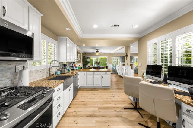 9442 Tiki, Huntington Beach, CA 92646