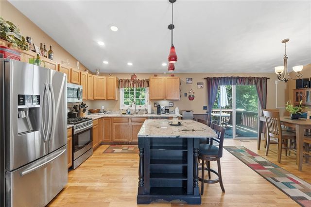 199 Winthrop Street, Woonsocket, RI 02895