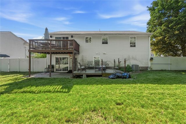 199 Winthrop Street, Woonsocket, RI 02895