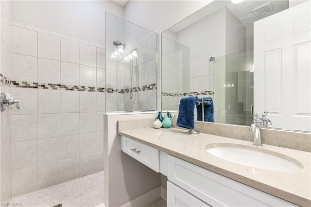 12058 Covent Garden CT 1203, Naples, FL 34120