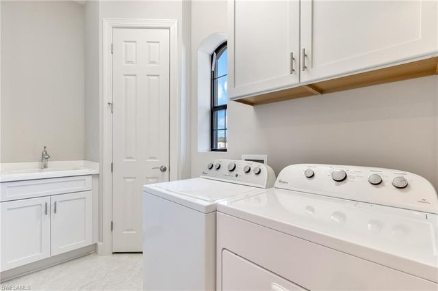 12058 Covent Garden CT 1203, Naples, FL 34120