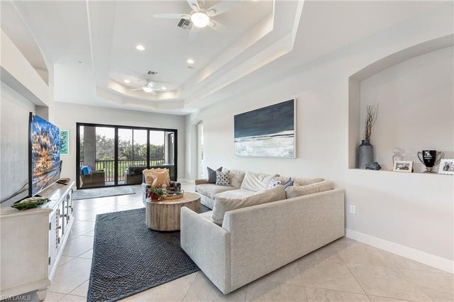 12058 Covent Garden CT 1203, Naples, FL 34120