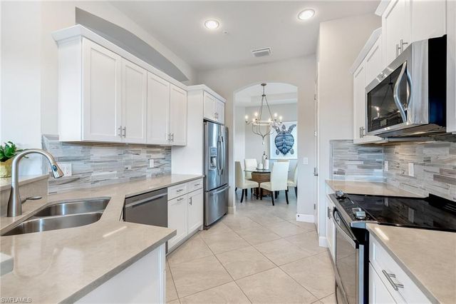 12058 Covent Garden CT 1203, Naples, FL 34120