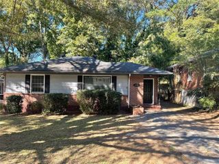1885 Broad Avenue, East Point, GA 30344
