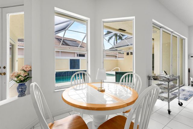 626 SW Lake Charles Circle, Port St Lucie, FL 34986