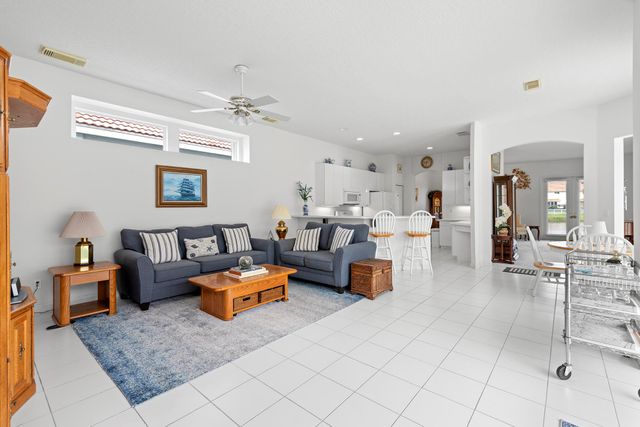626 SW Lake Charles Circle, Port St Lucie, FL 34986
