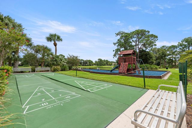 626 SW Lake Charles Circle, Port St Lucie, FL 34986