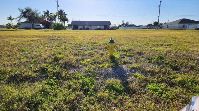1724 Andalusia Blvd, Cape Coral, FL 33909