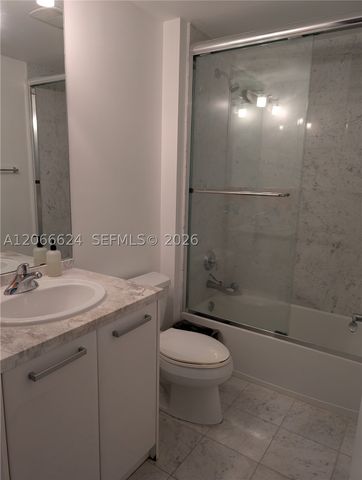 244 Biscayne Blvd 808, Miami, FL 33132