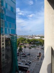 244 Biscayne Blvd 808, Miami, FL 33132
