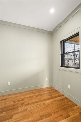 59 Bay View Ave, Quincy, MA 02169