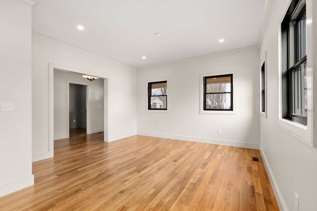 59 Bay View Ave, Quincy, MA 02169