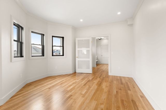 59 Bay View Ave, Quincy, MA 02169