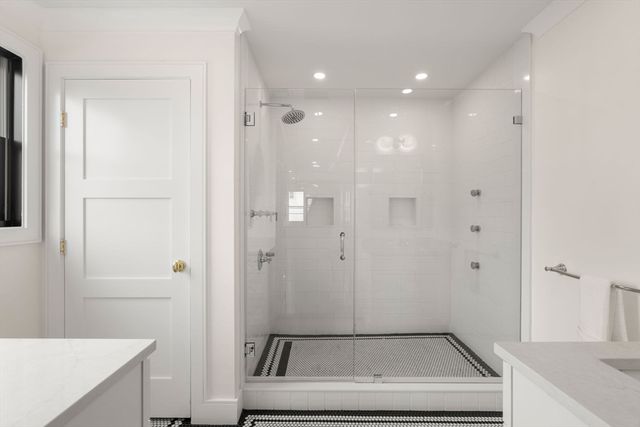 59 Bay View Ave, Quincy, MA 02169