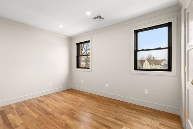 59 Bay View Ave, Quincy, MA 02169