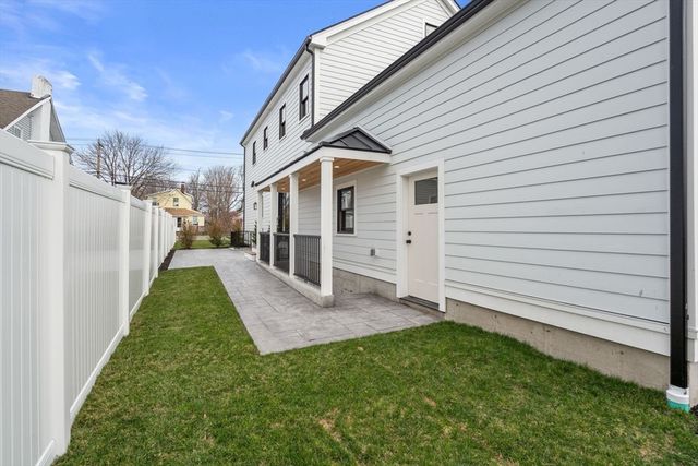 59 Bay View Ave, Quincy, MA 02169