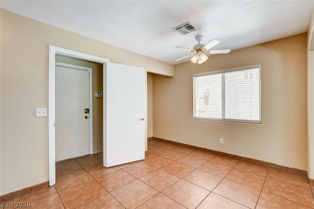 3290 Dragon Fly Street, North Las Vegas, NV 89032