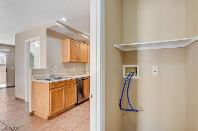 3290 Dragon Fly Street, North Las Vegas, NV 89032