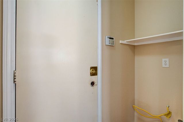 3290 Dragon Fly Street, North Las Vegas, NV 89032